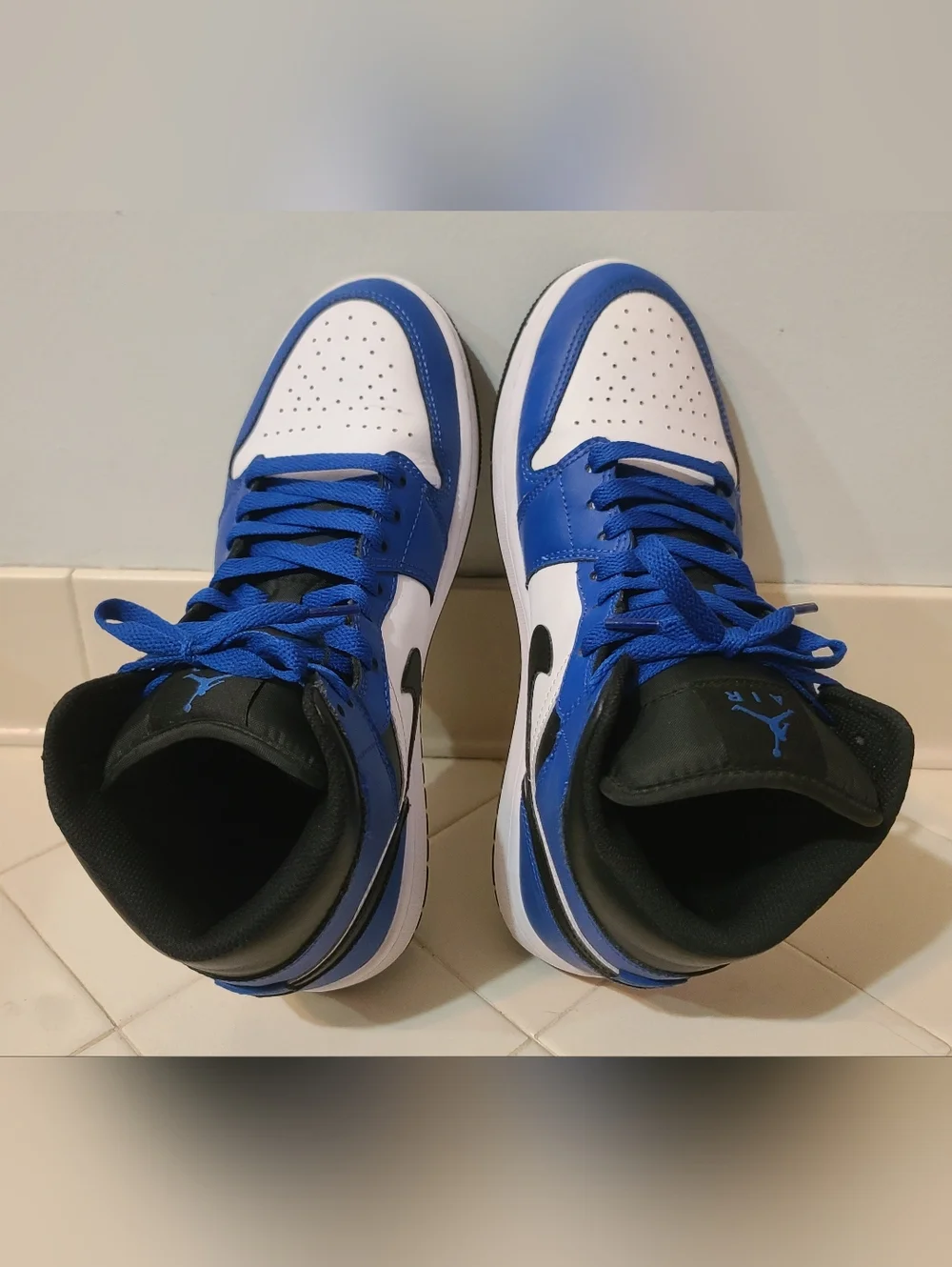 Jordan 1 Mid Game Royal Men's Size 8.5 - Picture 5 of 7